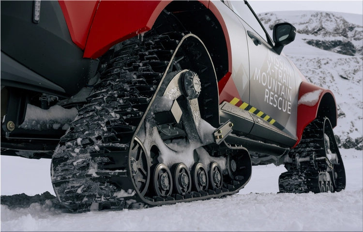 Nissan X-Trail Mountain Rescue