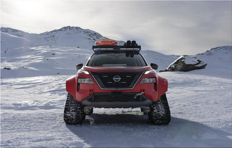 Nissan X-Trail Mountain Rescue