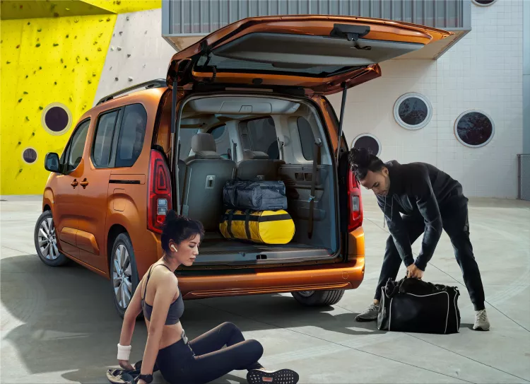 Opel Combo-e electric car