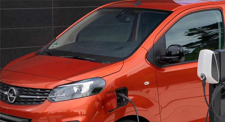 Opel Zafira-e Life