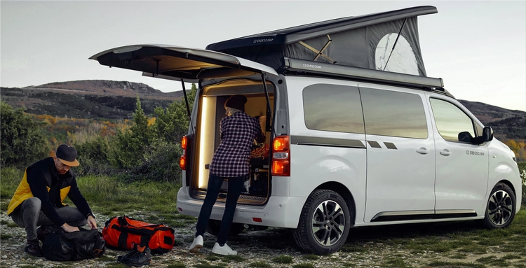 Opel Zafira-e Life electric van