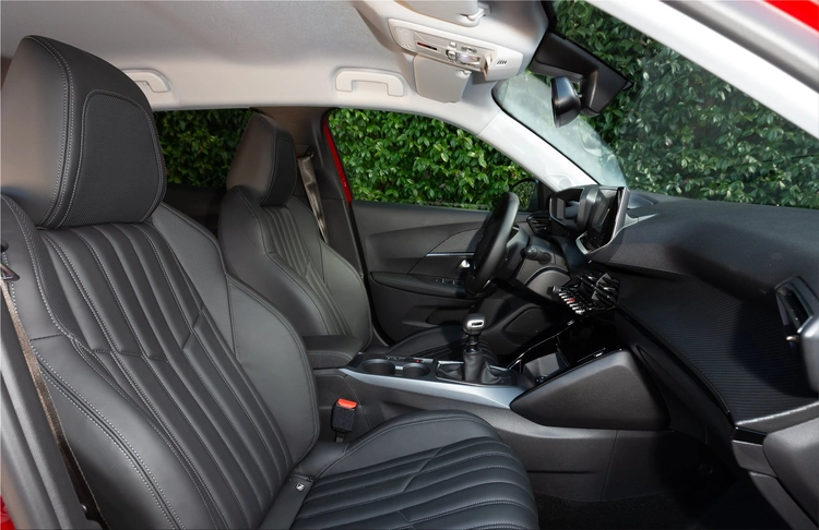 Peugeot 2008 GT electric compact SUV