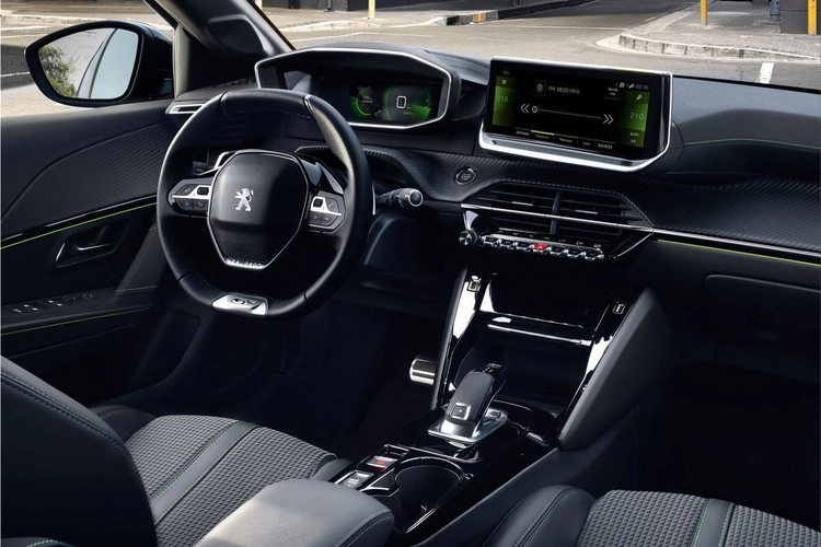 Peugeot e-208 interior