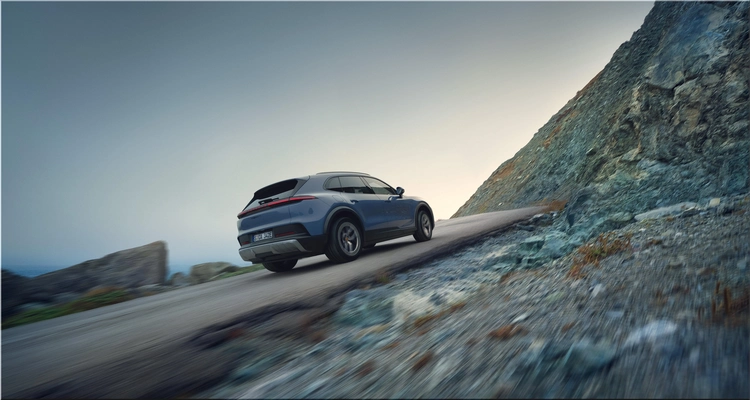Porsche Cayenne S Electric