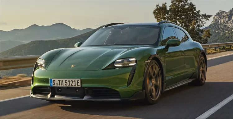 Porsche Taycan Cross Turismo