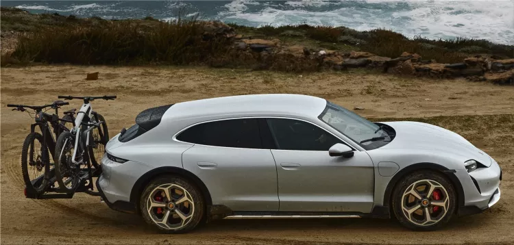 Porsche Taycan Cross Turismo