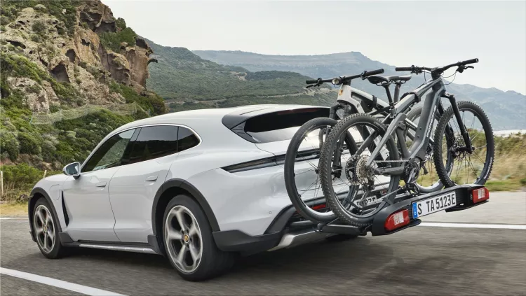 Porsche Taycan Cross Turismo
