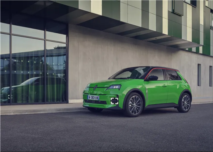 Renault 5 electric car