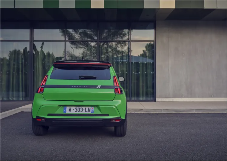 Renault 5 electric car