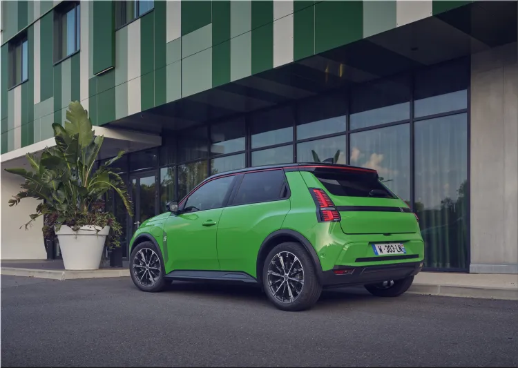Renault 5 electric car