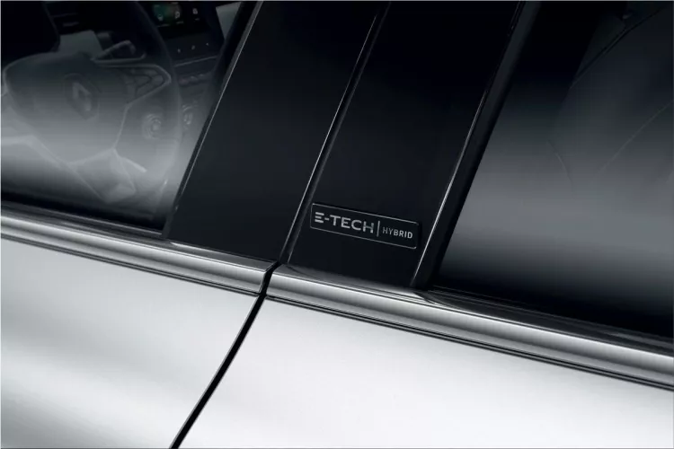 Renault Clio E-Tech hybrid
