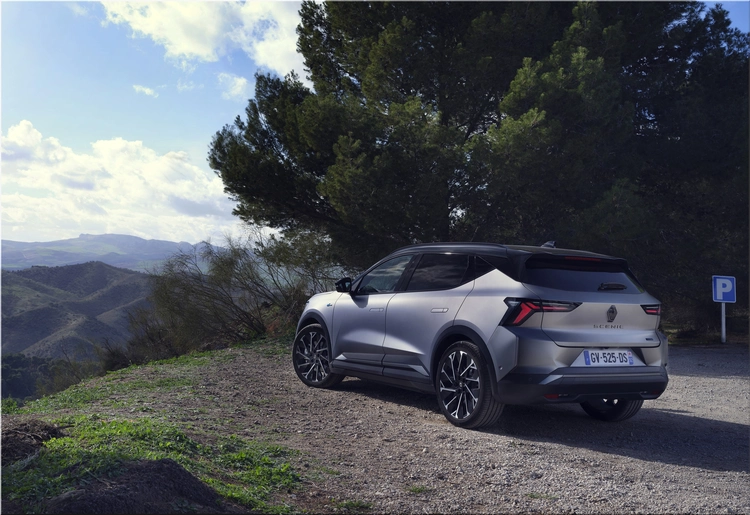 Renault Scenic E-Tech electric SUV