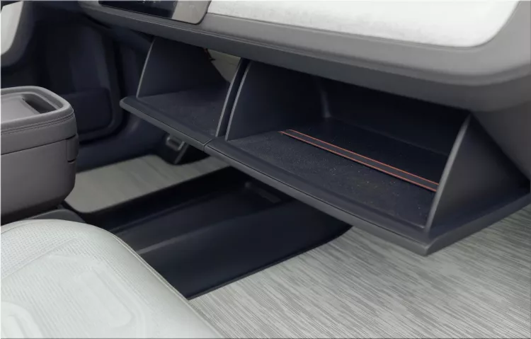 Rivian R3