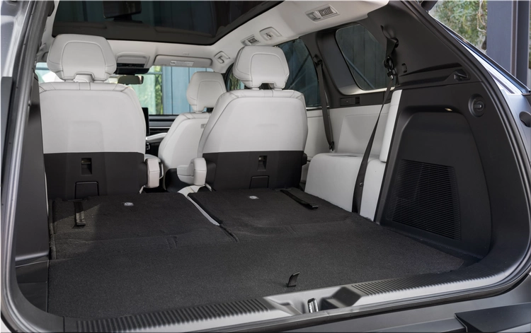 Toyota Highlander BEV 2027