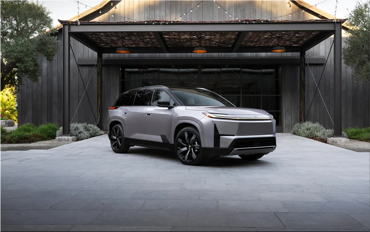 Toyota Highlander BEV 2027