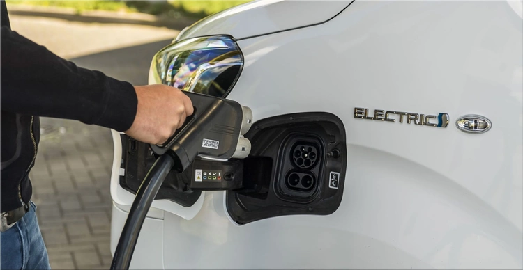 Toyota PROACE Electric van