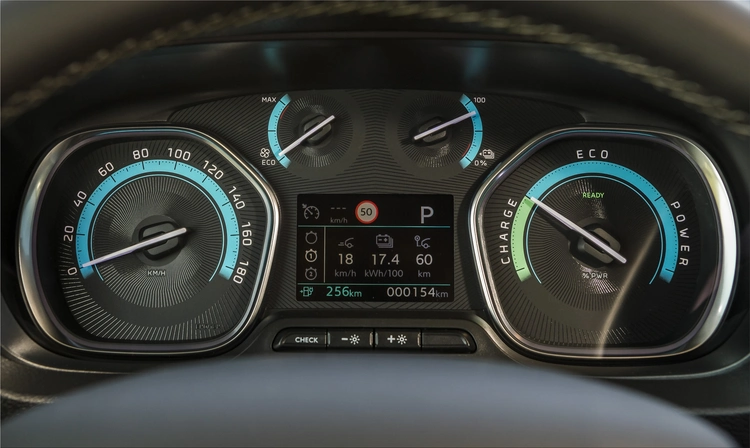 Toyota Proace Electric minivan