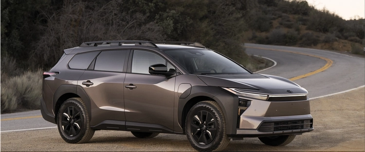 Toyota bZ Woodland 2026