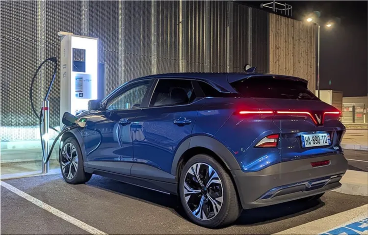 2025 VinFast VF6