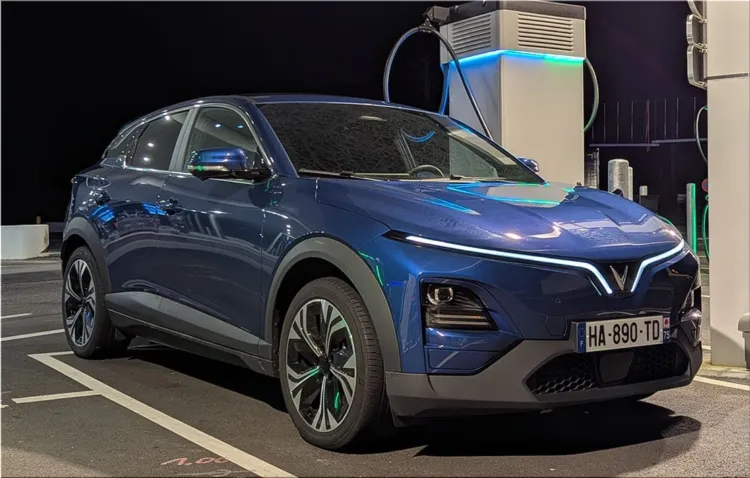 2025 VinFast VF6