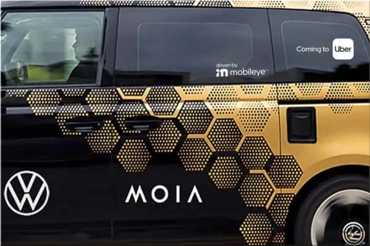 Volkswagen ID. Buzz Robotaxi
