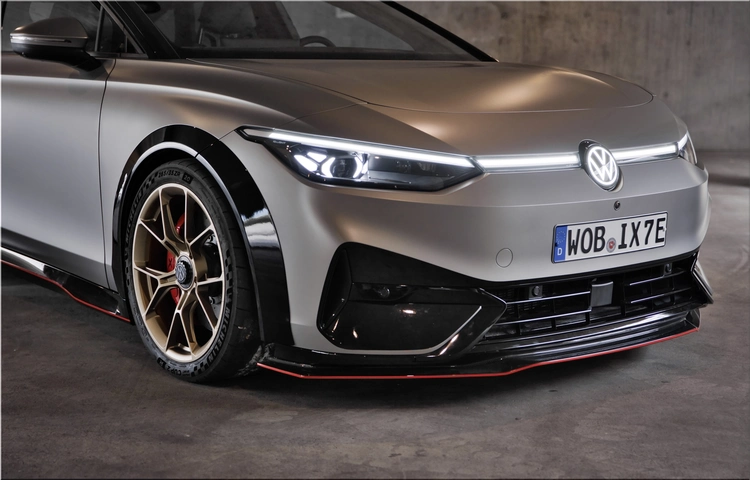 Volkswagen ID.X Performance Concept