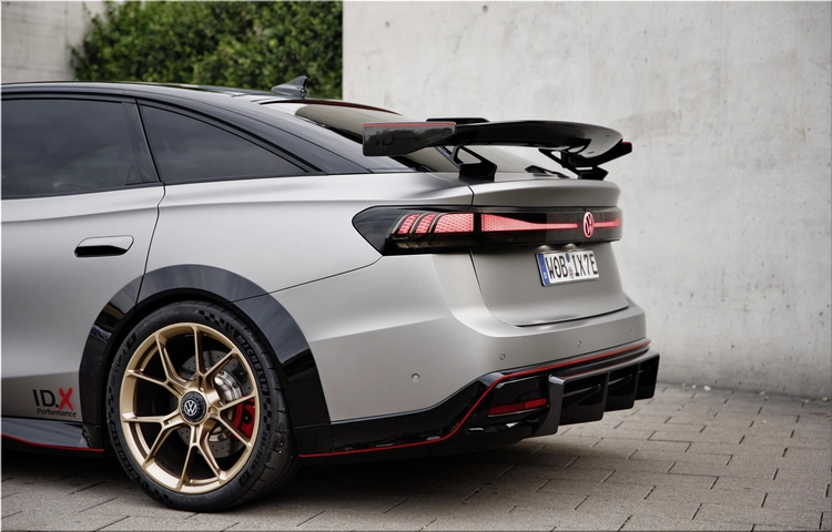 Volkswagen ID.X Performance