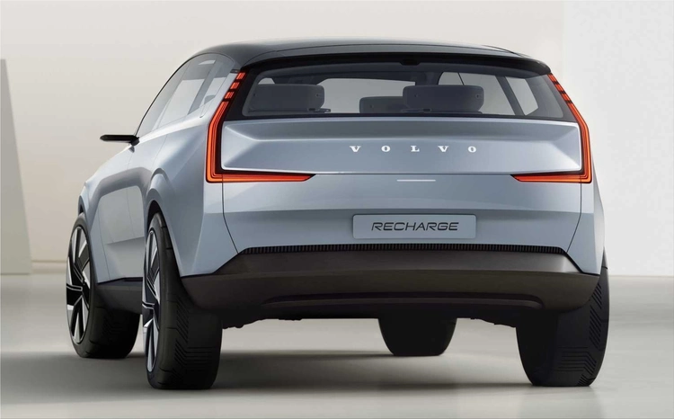 Volvo EX90 electric SUV