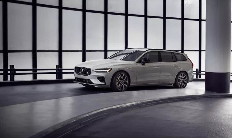 Volvo V60 T8 AWD Polestar Engineered
