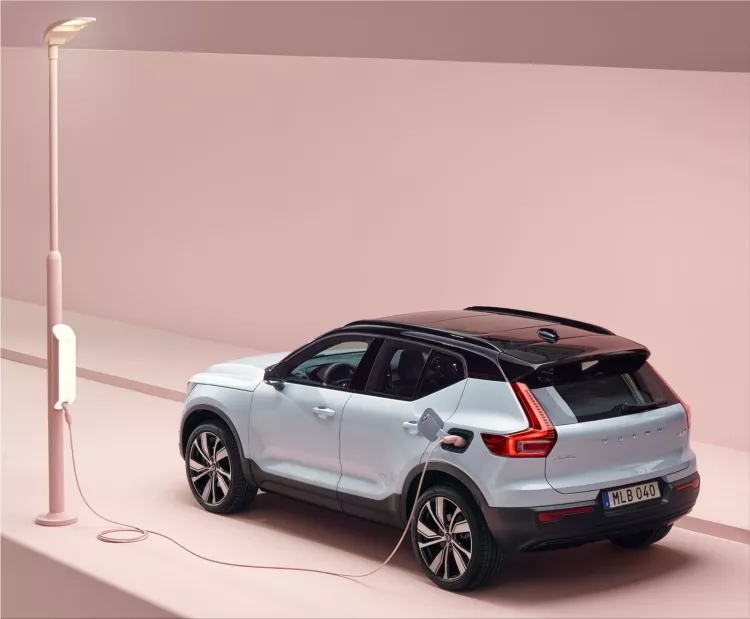 Volvo XC40 Recharge