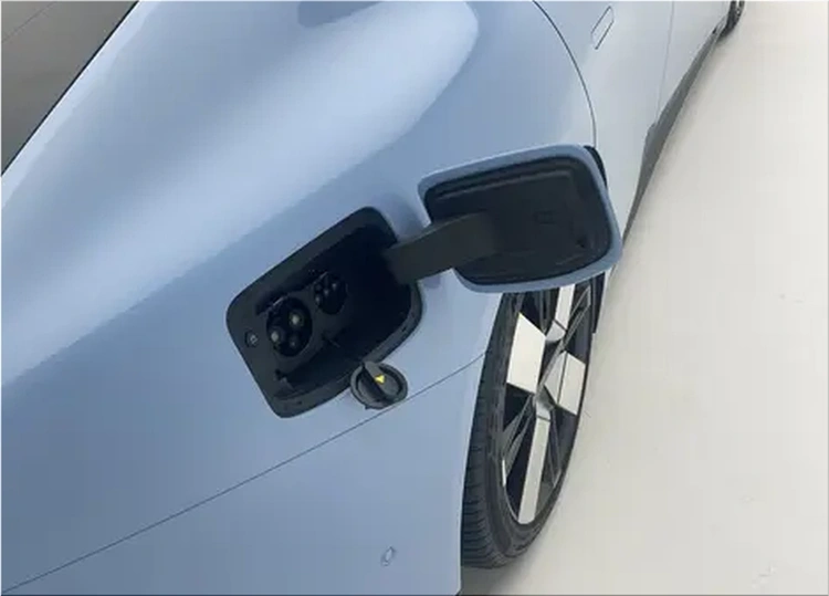 Xpeng P7