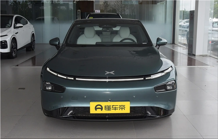 Xpeng P7