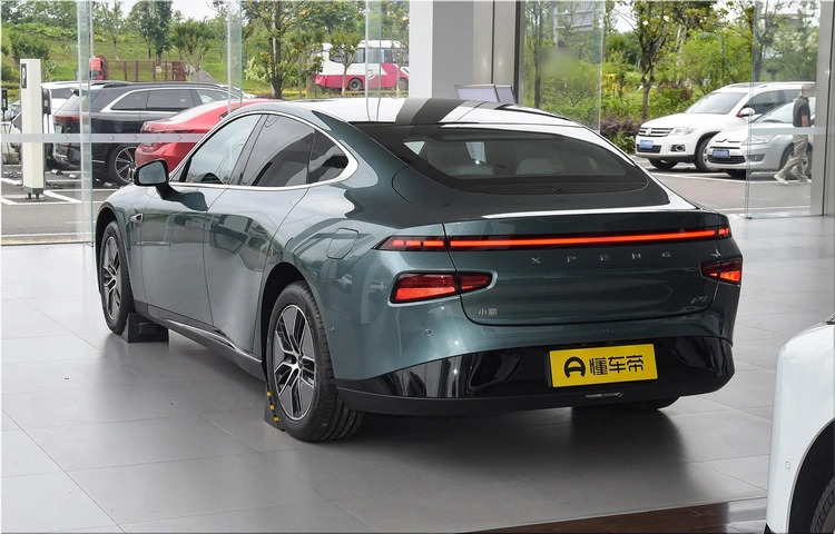 Xpeng P7