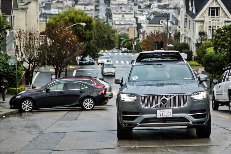 Arizona suspends all tests of autonomous vehicles on open roads