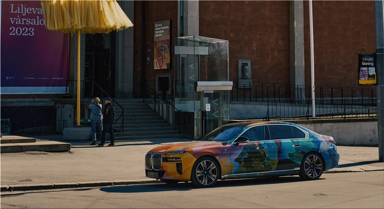 BMW i7