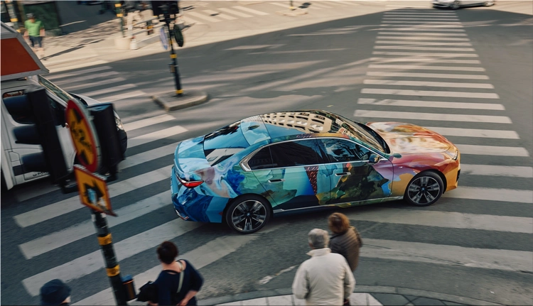 BMW i7
