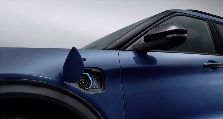 2020 Ford Explorer plug-in hybrid