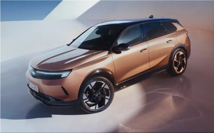 2025 Opel Grandland electric SUV
