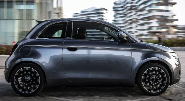Fiat 500e "La Prima"