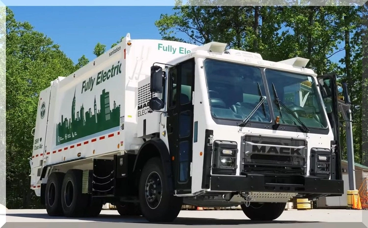 Mack Electric LR 100% electric garbage truck