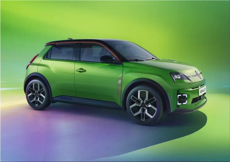 Renault 5 E-Tech: The Retro Electric Car That Winks at You
