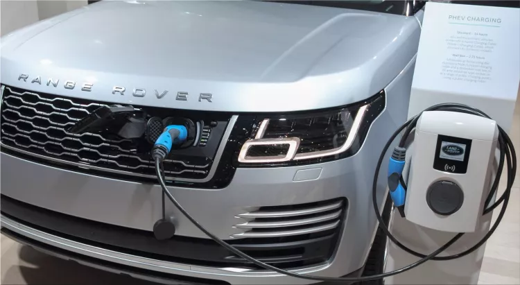 Spanish drivers prefer gas cars over electric cars