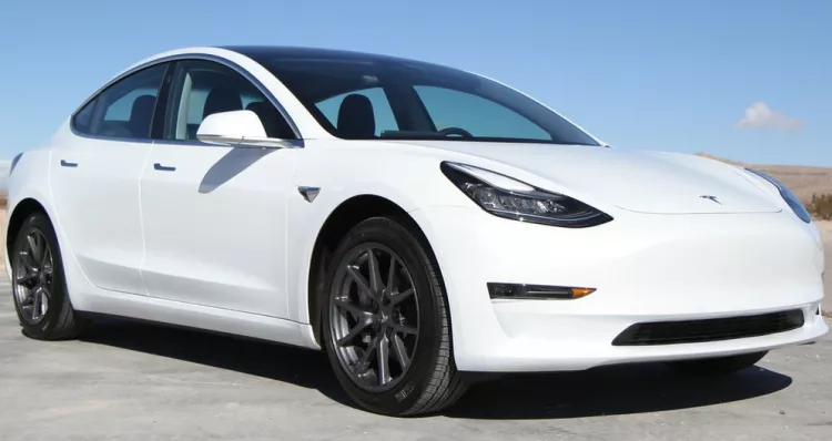 Tesla Model 3 traveled 2781 km in 24 hours in real conditions