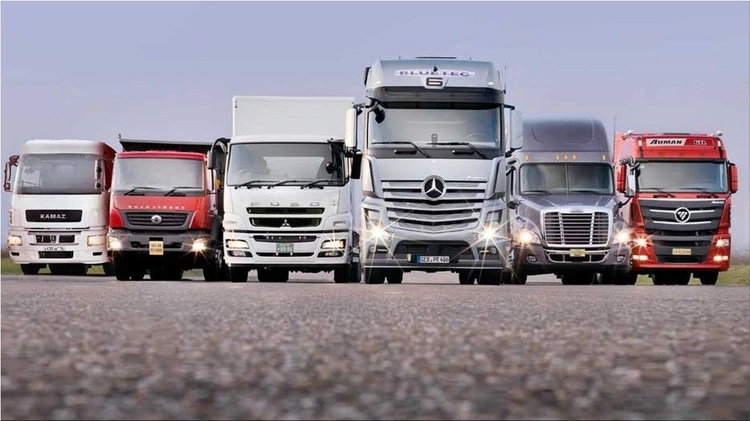 The European Union will monitor the emissions of new trucks and buses