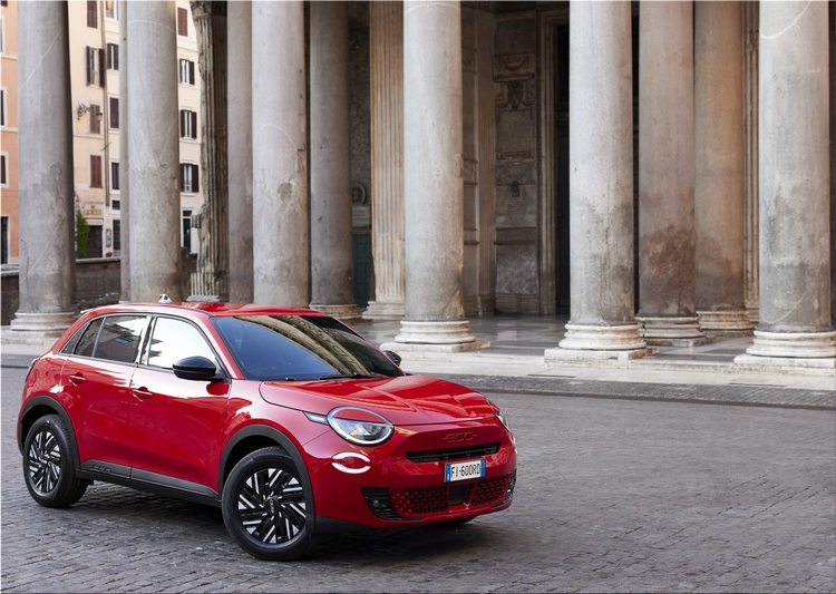 2024 Fiat 600 Hybrid