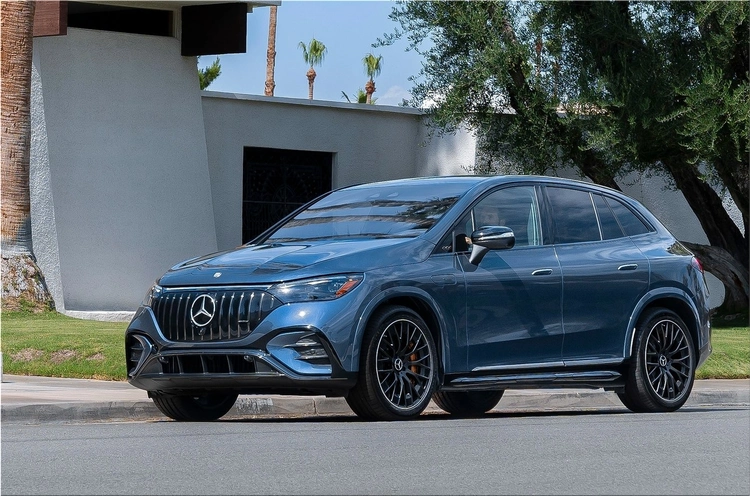 Mercedes-Benz EQE AMG SUV