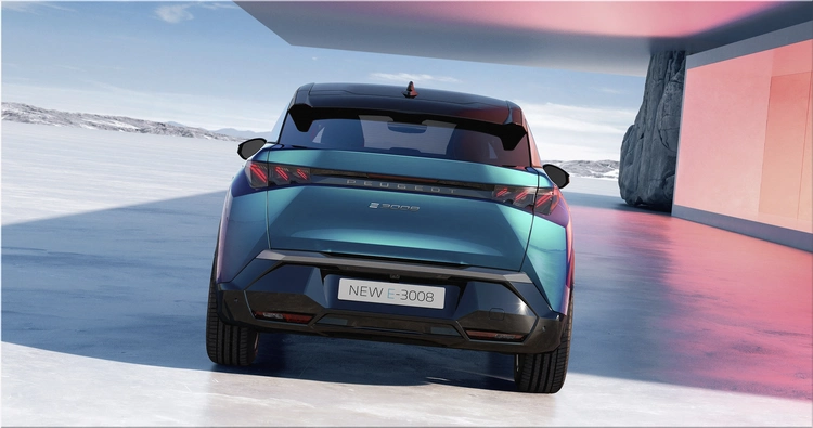 Peugeot e-3008