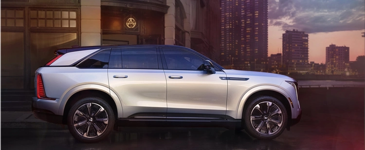2025 Cadillac Escalade IQ