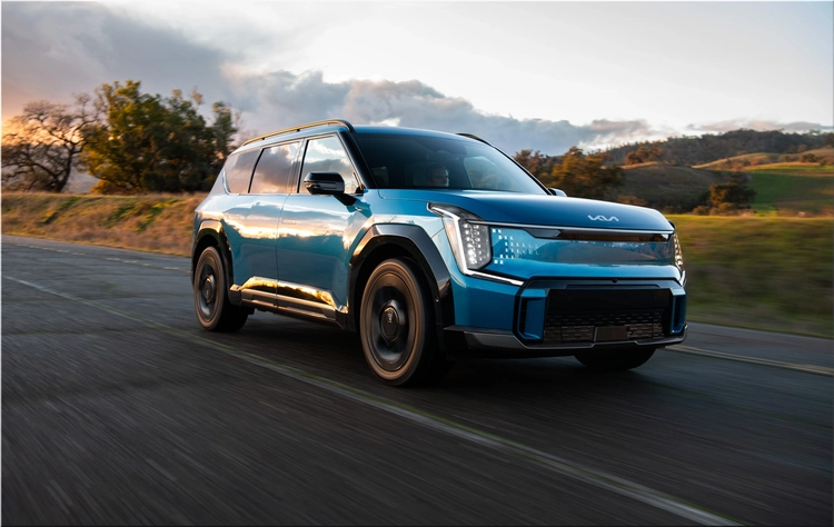 2025 Kia EV9 Luxury Electric SUV