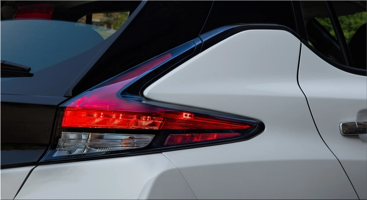 2025 Nissan LEAF
